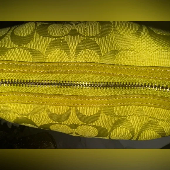 Coach Chartreuse Signature & Suede Shoulder Crossbody Bag #9362 - Picture 8 of 11